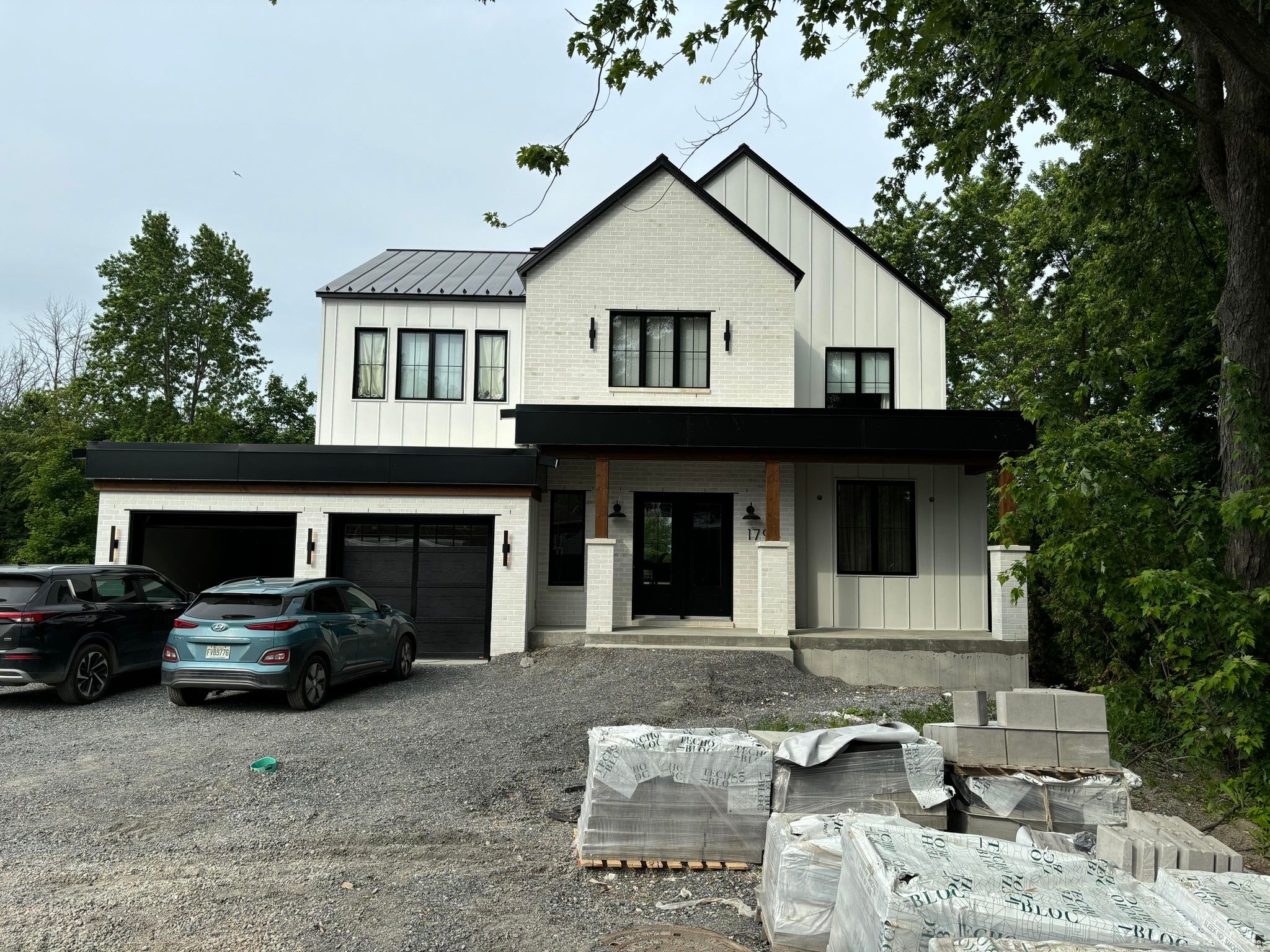 Résidence Farmhouse Moderne